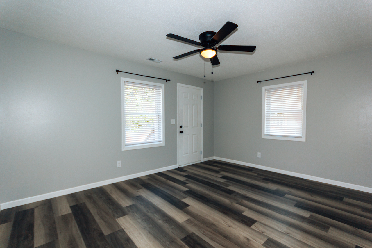 2001 Brown St, Apartment 3, Alton, IL 62002