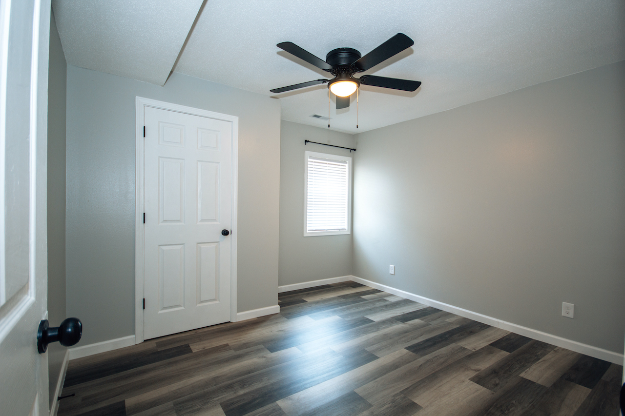 2001 Brown St, Apartment 3, Alton, IL 62002